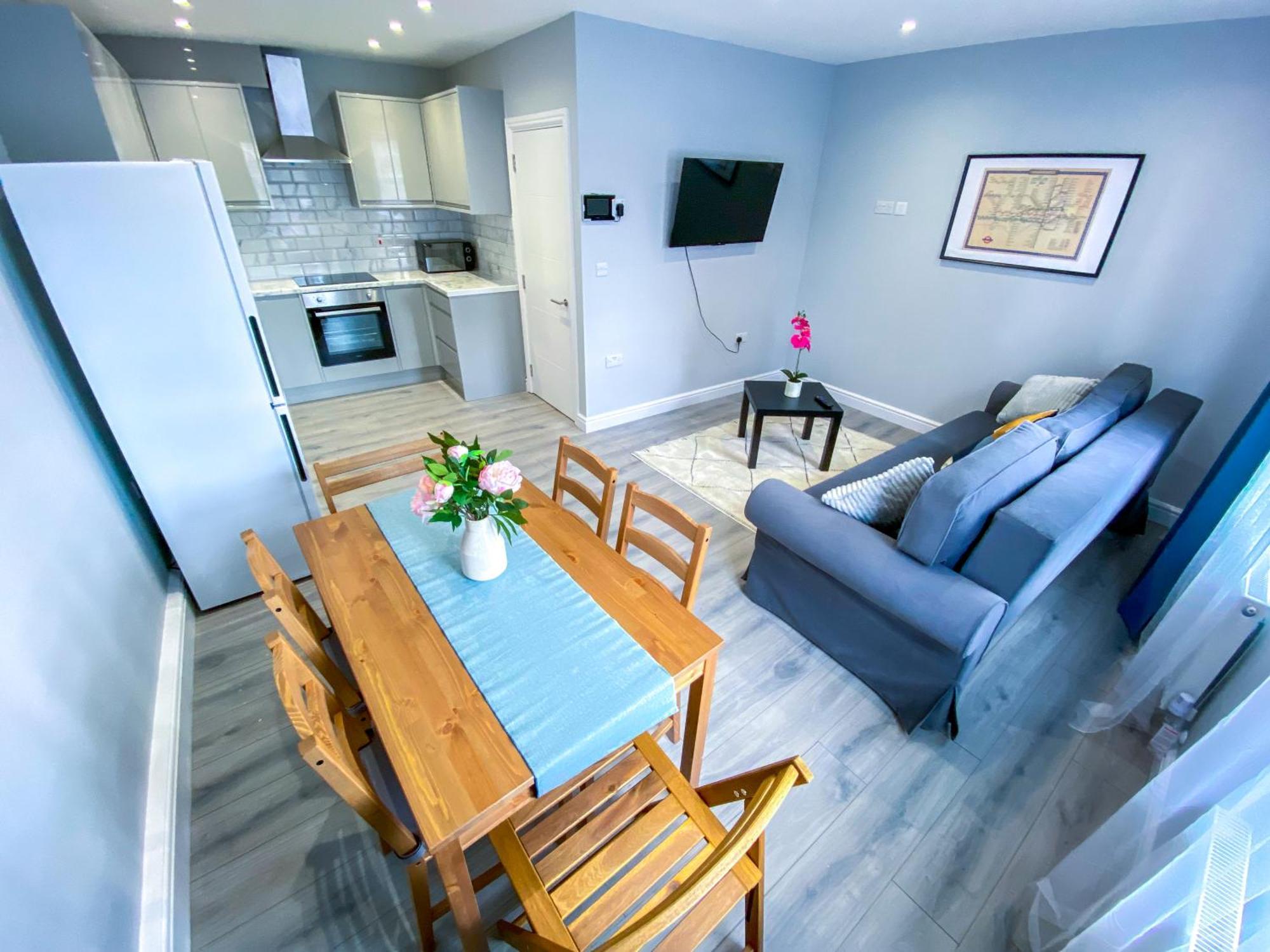 Modern 1-Bedroom Flat, 5 Guest, London - F2 Экстерьер фото
